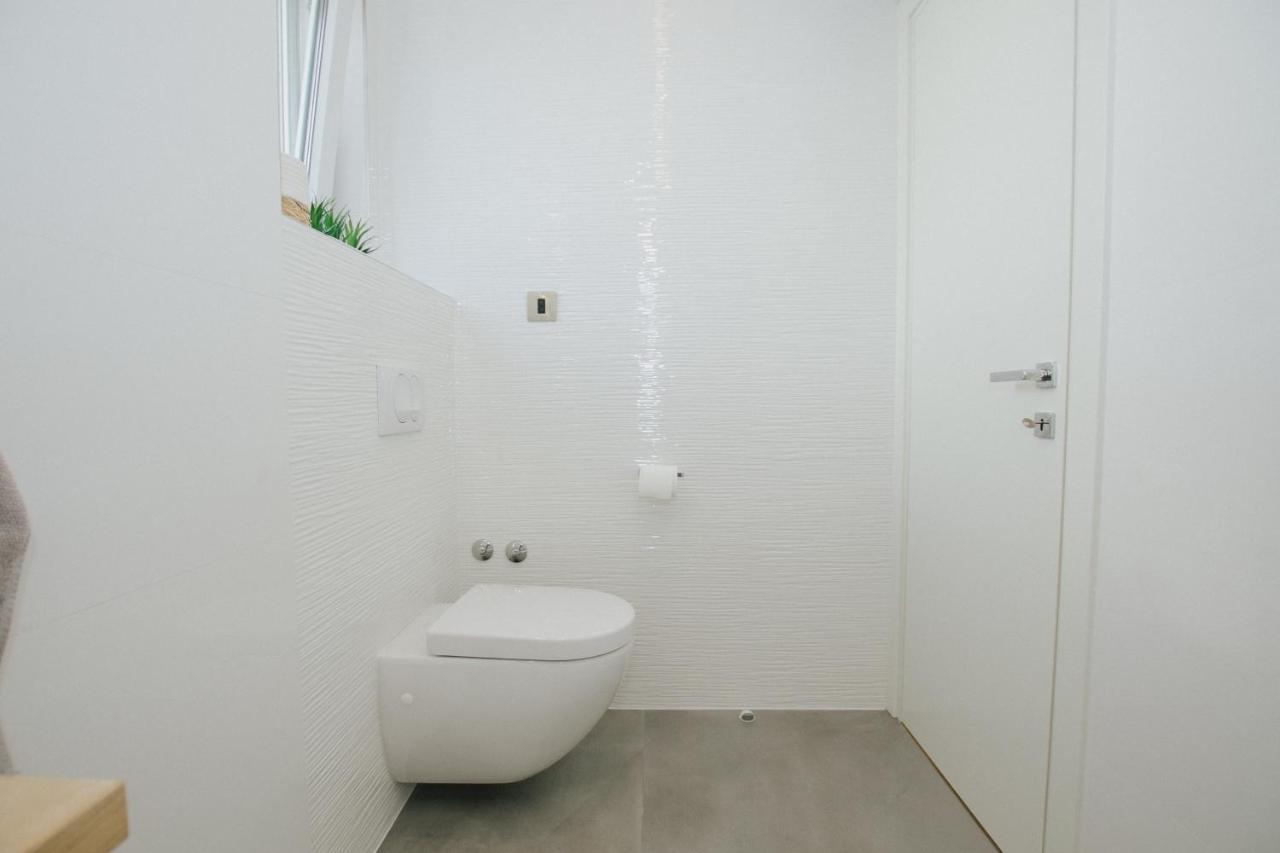 Apartment Sea Villa 5 Сплит Экстерьер фото